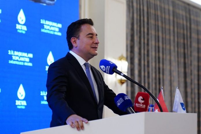BABACAN’DAN HÜKÛMETE ORMAN YANGINLARI ELEŞTİRİSİ ‘Devletin kriz masasını yönetenler krizin ta kendisidir’