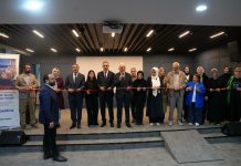 ÜMRANİYE’DE ANLAMLI SERGİ: “AİLE” TEMALI ESERLER SANATSEVERLERLE BULUŞTU