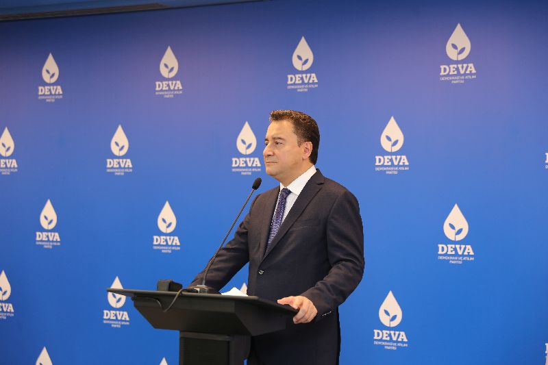 Babacan “Milliyetçilik bu ülkenin her bir vatandaşını aynı samimiyetle kucaklayabilmektir.”
